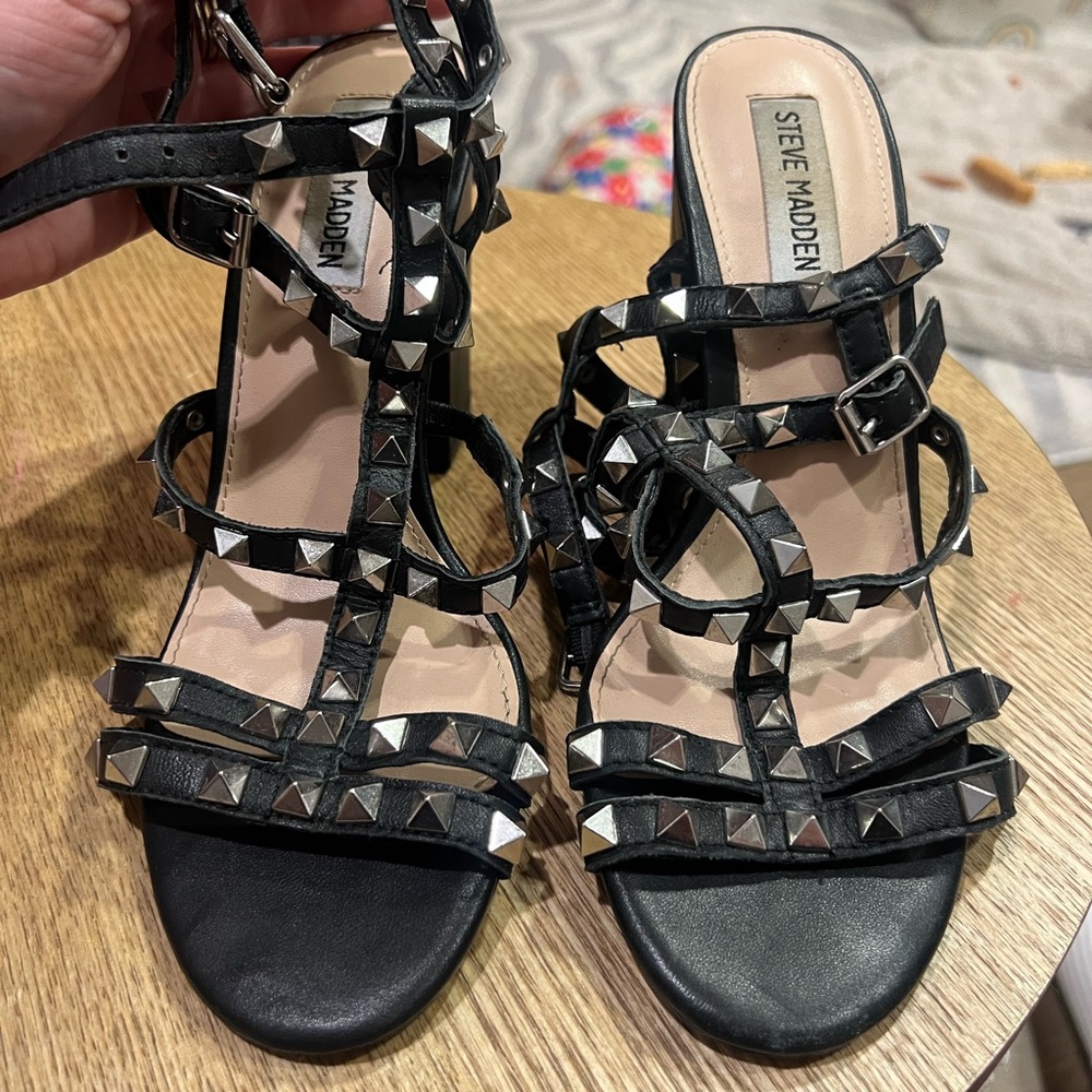 Steve Madden Stardom Black Studded Women's Sandals - Picture 5 of 9